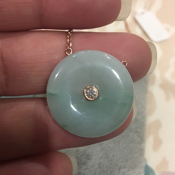 Beautiful jade pendant with 14K rose gold chain - Picture 6 of 8
